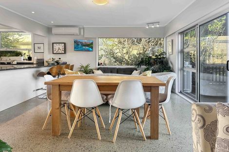 Photo of property in 26 Kiwi Road, Raumati Beach, Paraparaumu, 5032