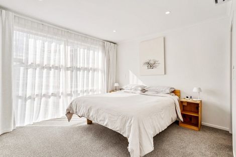 Photo of property in 28e Ian Morrison Road, Hobsonville, Auckland, 0616