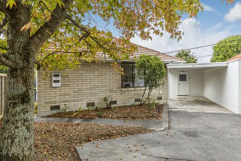 Photo of property in 2/7 Stafson Lane, Te Atatu Peninsula, Auckland, 0610