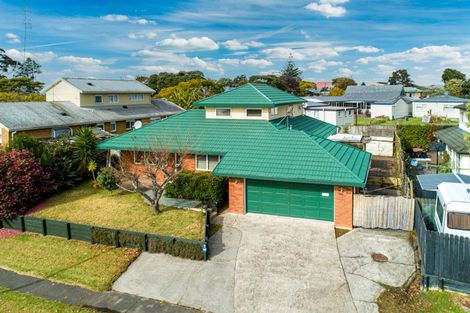 Photo of property in 15 Lenore Road, Favona, Auckland, 2024