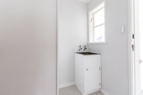 Photo of property in 22 Moheke Avenue, Roslyn, Palmerston North, 4414