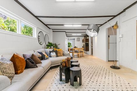 Photo of property in 10 Etherege Place, Howick, Auckland, 2014