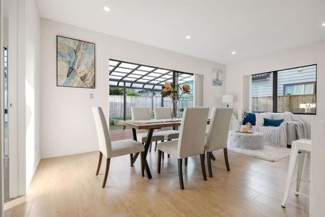 Photo of property in 6 Hinoki Way, Flat Bush, Auckland, 2019