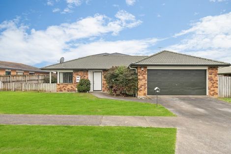 Photo of property in 64 Naylors Drive, Mangere, Auckland, 2022