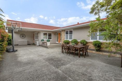 Photo of property in 4 Lane Crescent, Tawa, Wellington, 5028