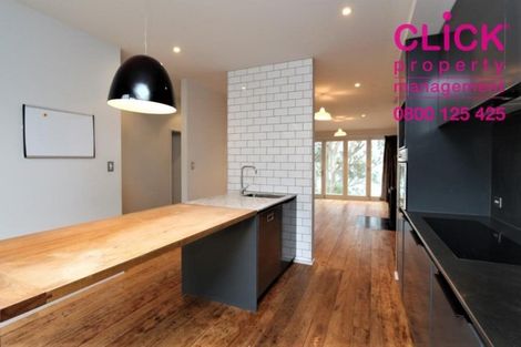 Photo of property in 29 Marine Parade, Macandrew Bay, Dunedin, 9014