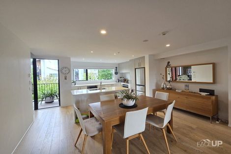 Photo of property in 78 Hobsonville Point Road, Hobsonville, Auckland, 0616