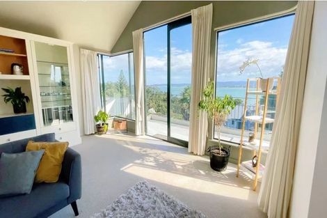 Photo of property in 16 Mayall Avenue, Beach Haven, Auckland, 0626