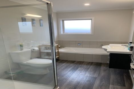 Photo of property in 5 Stan Heather Drive, Glenview, Hamilton, 3206