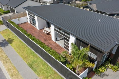Photo of property in 2 Makura Drive, Papamoa Beach, Papamoa, 3118