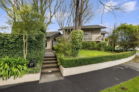 Photo of property in 27 Highland Place, Avonhead, Christchurch, 8042
