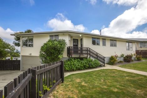 Photo of property in 9 The Bollard, Whitby, Porirua, 5024