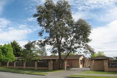 Photo of property in 1 Harrod Place, Rangiora, 7400