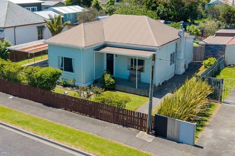 Photo of property in 46 Ross Street, Woodville, 4920