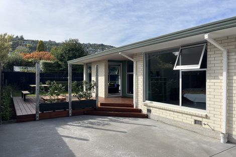 Photo of property in 2/8 Palatine Terrace, Huntsbury, Christchurch, 8022