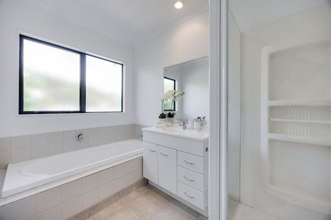 Photo of property in 12 Governor Grey Road, Snells Beach, 0920