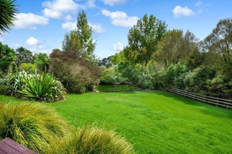 Photo of property in 8 Pineview Lane, Helensville, 0875