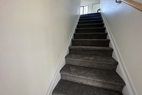 Photo of property in 6 Nagra Lane, Papakura, 2110