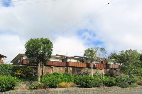 Photo of property in 5/60 West Coast Road, Glen Eden, Auckland, 0602
