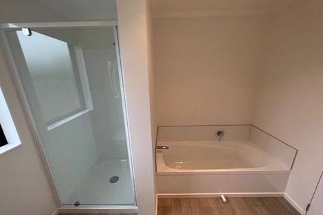 Photo of property in 143 Bucklands Beach Road, Bucklands Beach, Auckland, 2012