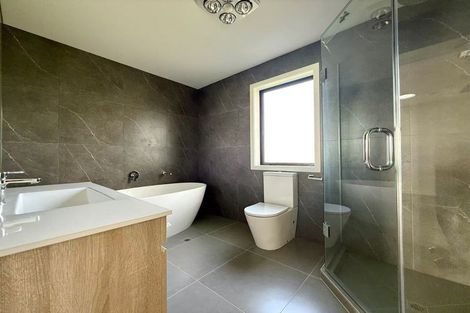 Photo of property in 43 Evergreen Parade, Rosehill, Papakura, 2113