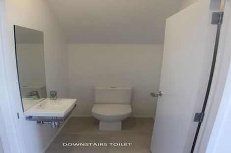 Photo of property in 29 Ambar Ridge Avenue, Massey, Auckland, 0614