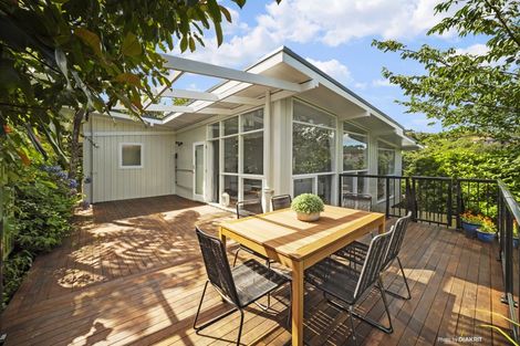 Photo of property in 9 Silverbirch Grove, Churton Park, Wellington, 6037