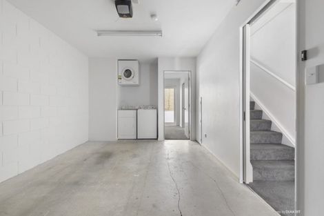 Photo of property in Pirie Street Townhouses, 31/35u Pirie Street, Mount Victoria, Wellington, 6011