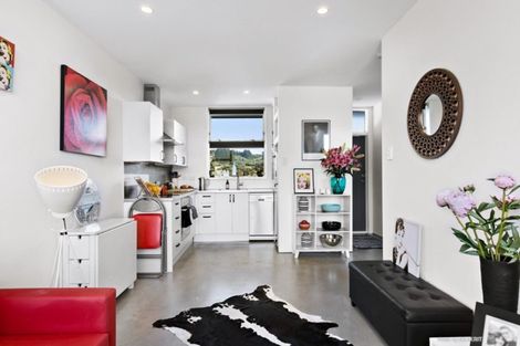 Photo of property in Beresford Apartments, 19/118u Russell Terrace, Berhampore, Wellington, 6023