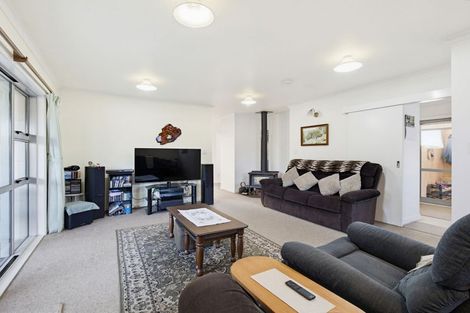 Photo of property in 10 Factory Road, Ballance, Pahiatua, 4983