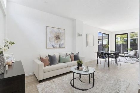 Photo of property in 40b Kenderdine Road, Papatoetoe, Auckland, 2025