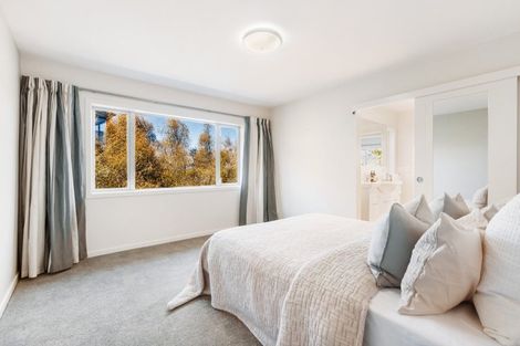 Photo of property in 2 Island View Place, Wanaka, 9305