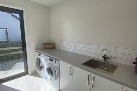 Photo of property in 31 Mount Nicholas Avenue, Wanaka, 9305