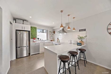 Photo of property in 61 Weir Lane, Silverdale, 0932