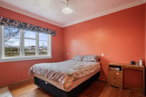 Photo of property in 24 Trafalgar Street, Levin, 5510