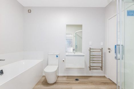 Photo of property in 5 Kohu Way, Whitby, Porirua, 5024