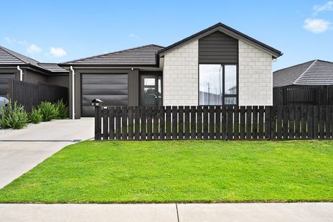 Photo of property in 24b Tokerau Drive, Rototuna North, 3210