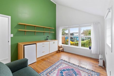 Photo of property in 1/50 Royal Road, Massey, Auckland, 0614
