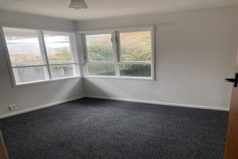 Photo of property in 5 Dennis Road, Papatoetoe, Auckland, 2025