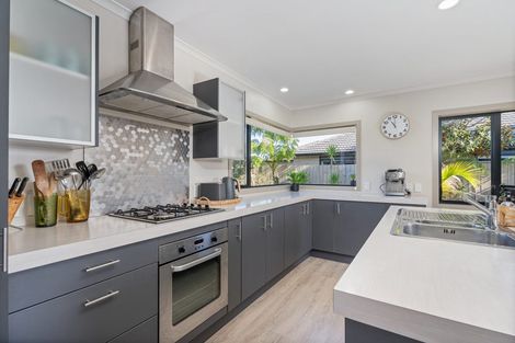 Photo of property in 13 Cobham Lane, Whitianga, 3510