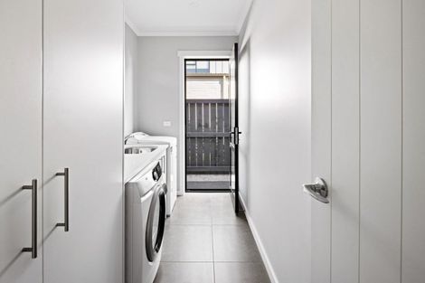 Photo of property in 9 Maia Place, Flagstaff, Hamilton, 3210
