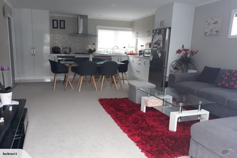 Photo of property in 113u2 Moorefield Road, Johnsonville, Wellington, 6037