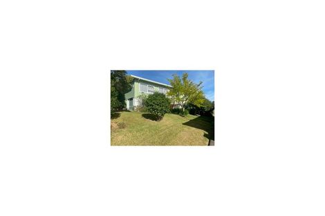 Photo of property in 5 Cheryl Place, Hillcrest, Auckland, 0627