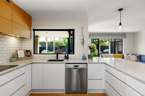 Photo of property in 19 Mirbeck Avenue, Cambridge, 3434