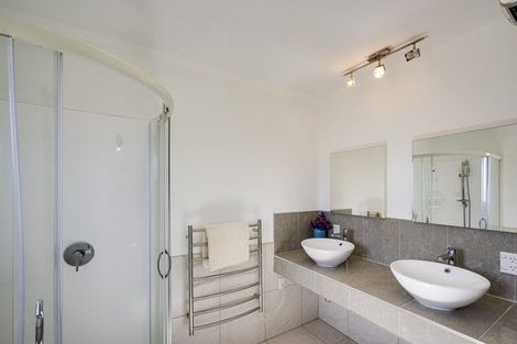 Photo of property in 214 Auckland Road, Greenmeadows, Napier, 4112