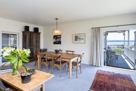 Photo of property in 8 Goldsmith Terrace, Hospital Hill, Napier, 4110