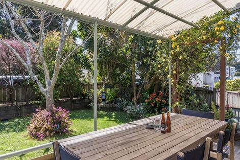 Photo of property in 1/16 Puriri Avenue, Greenlane, Auckland, 1051