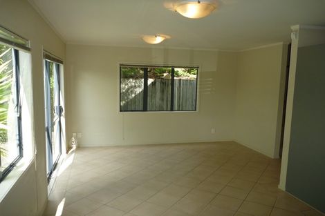 Photo of property in 14 Catrina Avenue, Birkenhead, Auckland, 0626