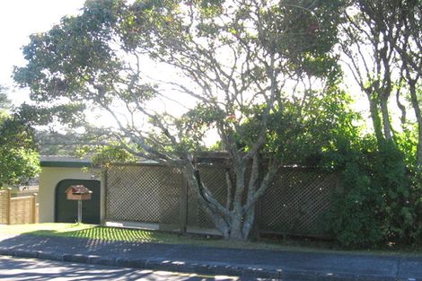 Photo of property in 4 Havenwood Place, Birkenhead, Auckland, 0626