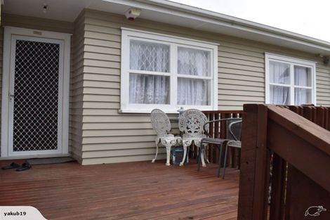Photo of property in 100 Archibald Road, Kelston, Auckland, 0602